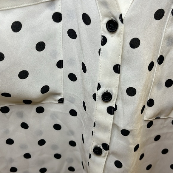 EXPRESS The Portofino Shirt Polka Dot, medium blouse, white and black, brand new - Picture 4 of 7
